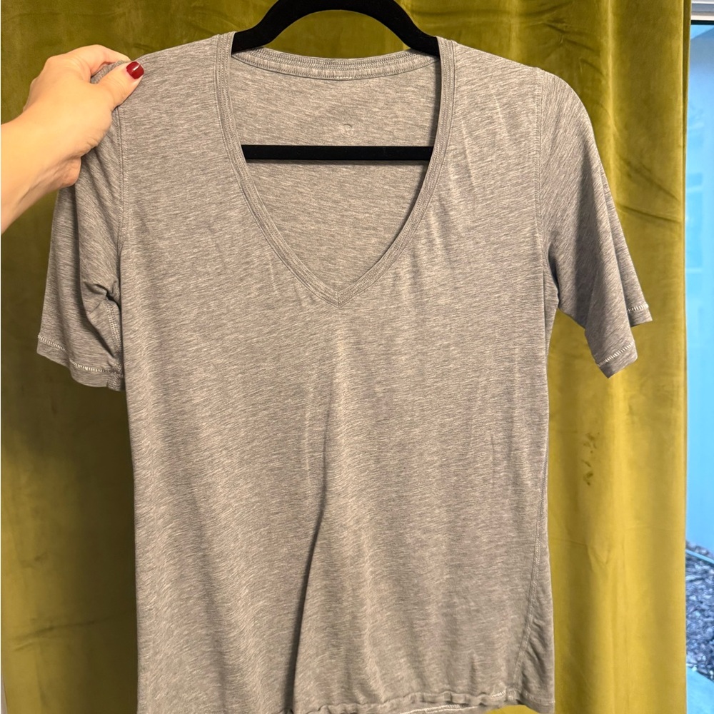 lululemon athletica Heather Gray V-Neck Tee